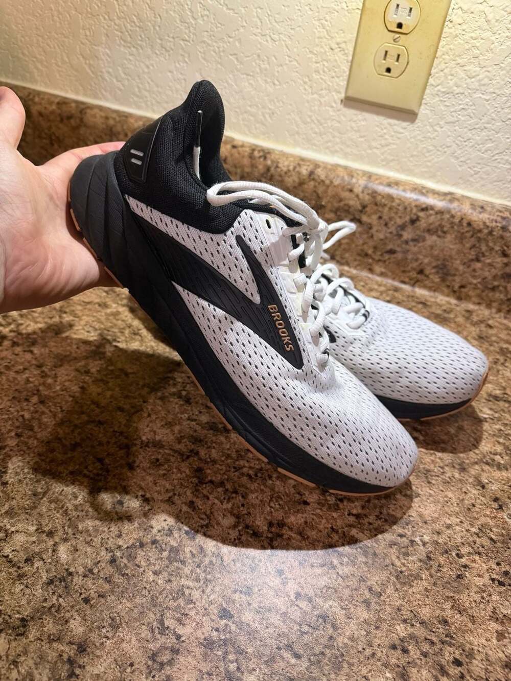Brooks Men's Running Shoes